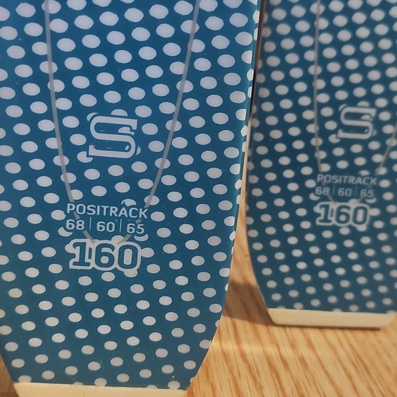 Cross Country Skis, Rossignol LLBean edition size 160, with alloy poles and boot - Picture 6 of 12